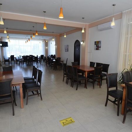Hotel Intim Costinesti Buitenkant foto