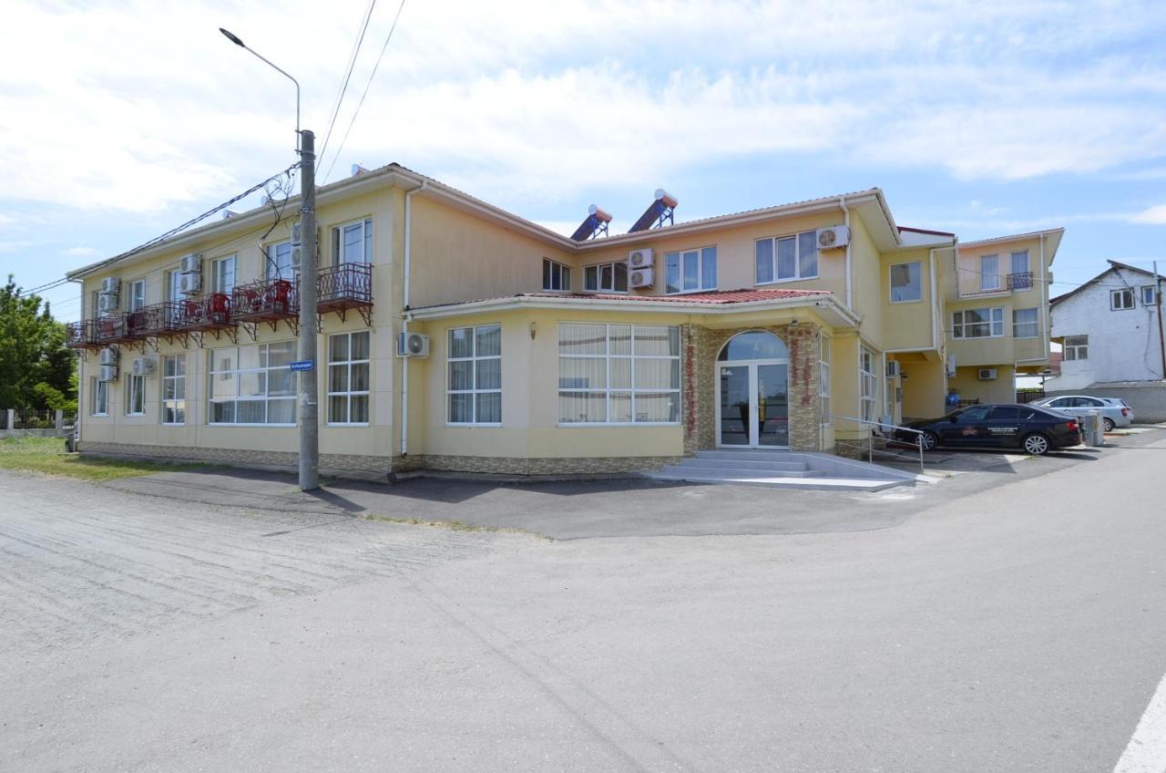 Hotel Intim Costinesti Buitenkant foto