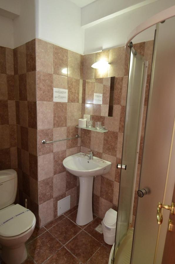 Hotel Intim Costinesti Buitenkant foto