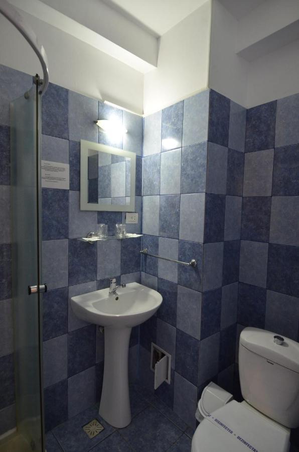 Hotel Intim Costinesti Buitenkant foto
